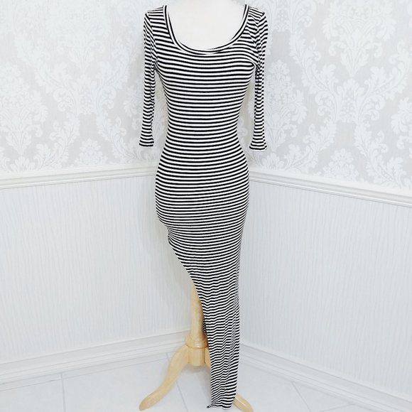 Charlotte Russe Long Maxi Bodycon Dress Black White Striped Juniors Size Medium - Picture 1 of 4